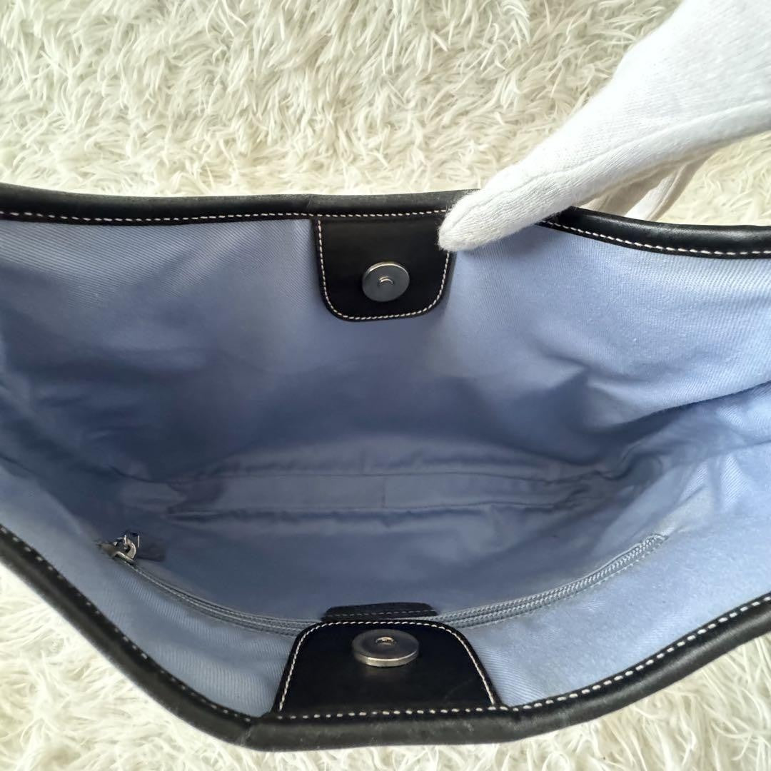 Salvatore Ferragamo Hand Shoulder Bag Tote Purse Leather Black Authentic