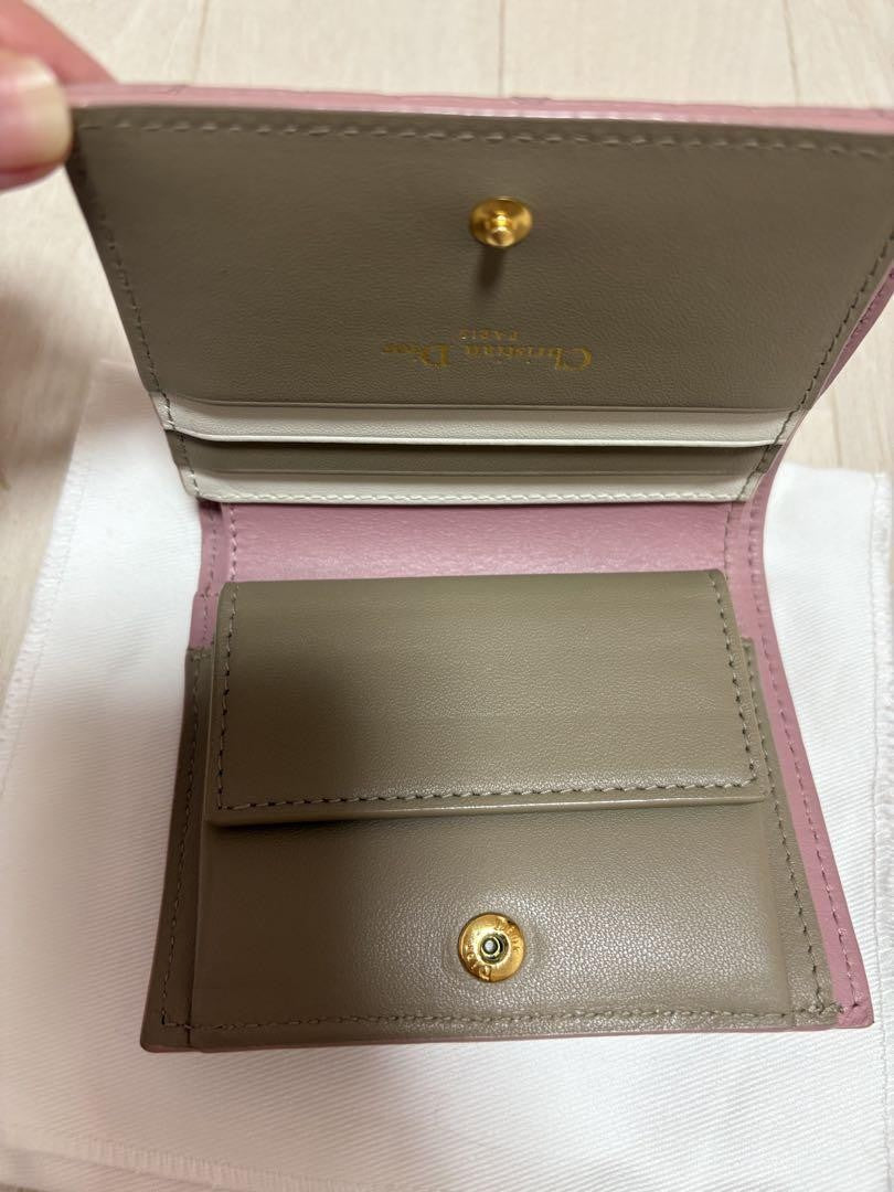 Christian Dior Bi-fold Wallet Flap Compact Purse CD Powder Pink Authentic