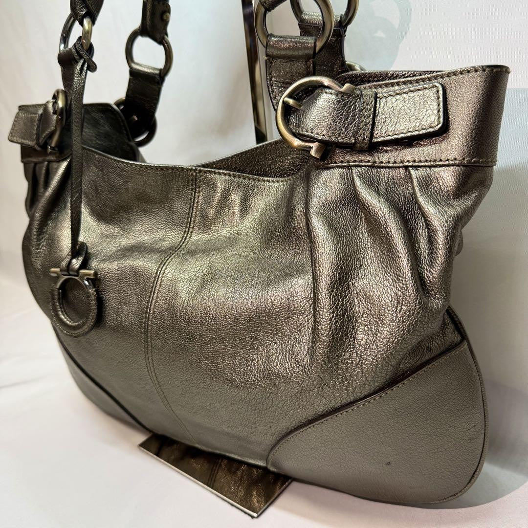 Salvatore Ferragamo Hand Bag Tote Purse Gancini Leather Authentic
