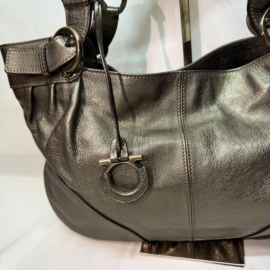 Salvatore Ferragamo Hand Bag Tote Purse Gancini Leather Authentic