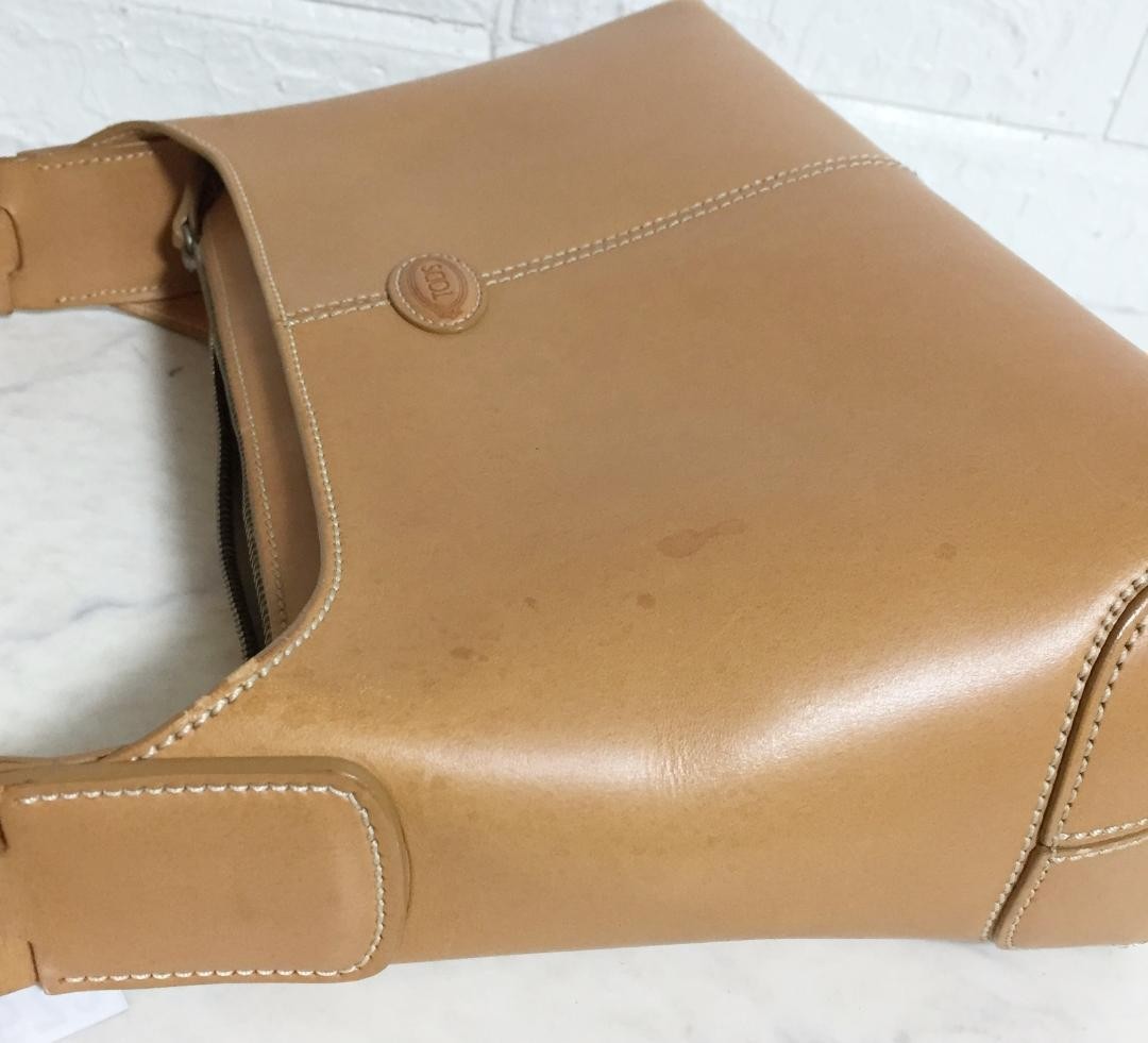 TOD'S Shoulder Bag Purse Leather Authentic
