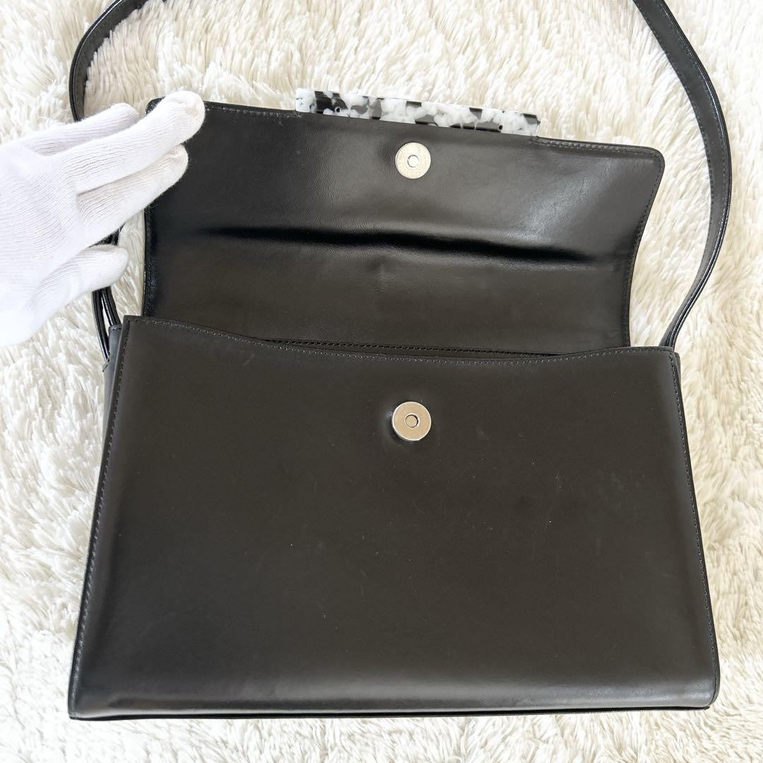 Valentino Garavani Shoulder Bag Purse Leather Black Authentic