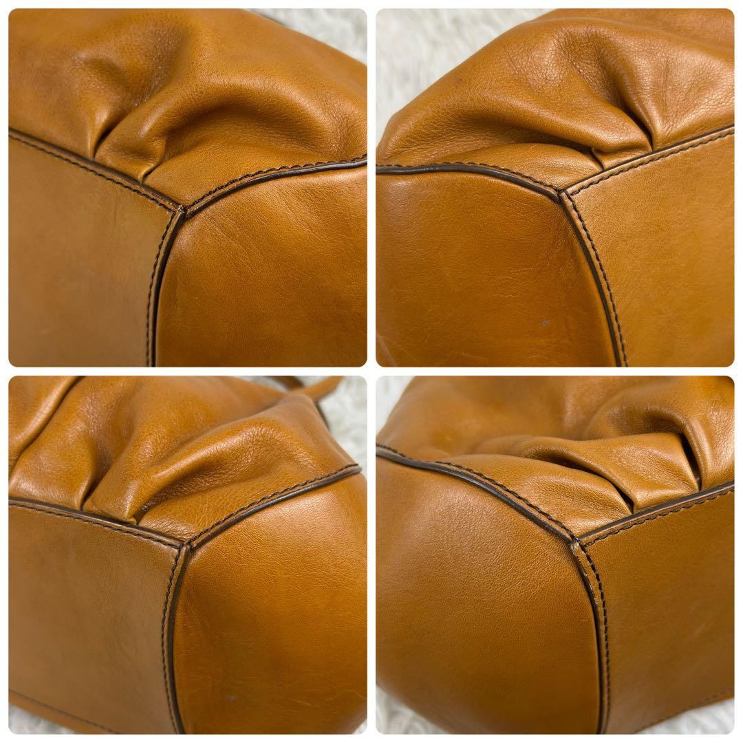 TOD'S Hand Bag Tote Purse Leather Beige Authentic