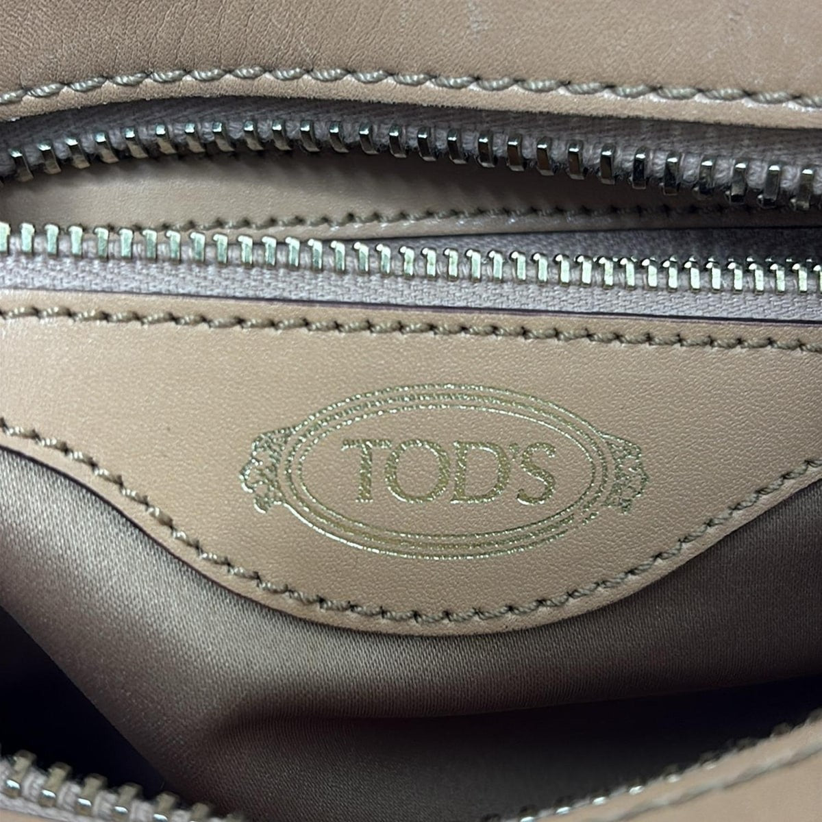TOD'S Hand Bag Tote Purse Leather Light Brown Multicolor Authentic