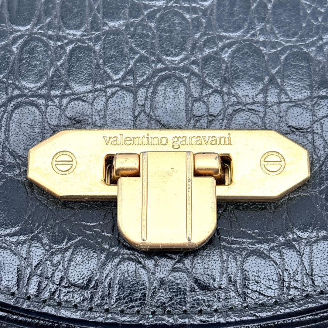 Valentino Garavani Shoulder Bag Purse Leather Black Authentic