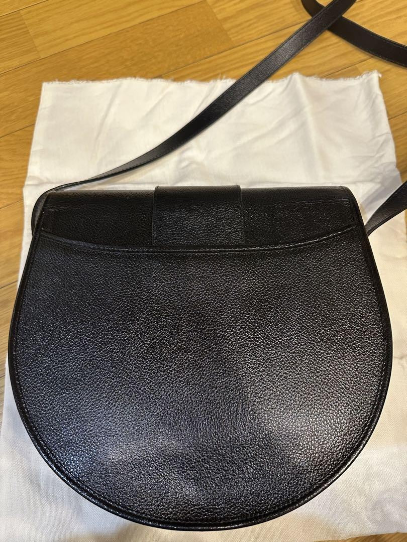 Saint Laurent Shoulder Bag Purse YSL Cassandra Leather Black Authentic