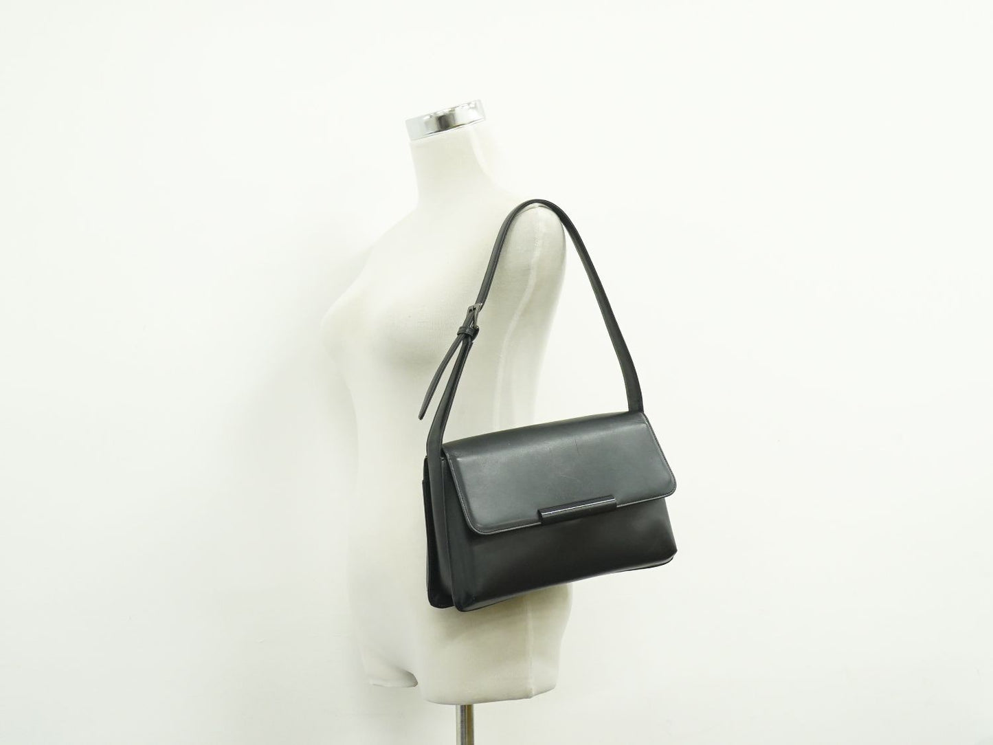 GIVENCHY Shoulder Bag Purse Leather Black Authentic