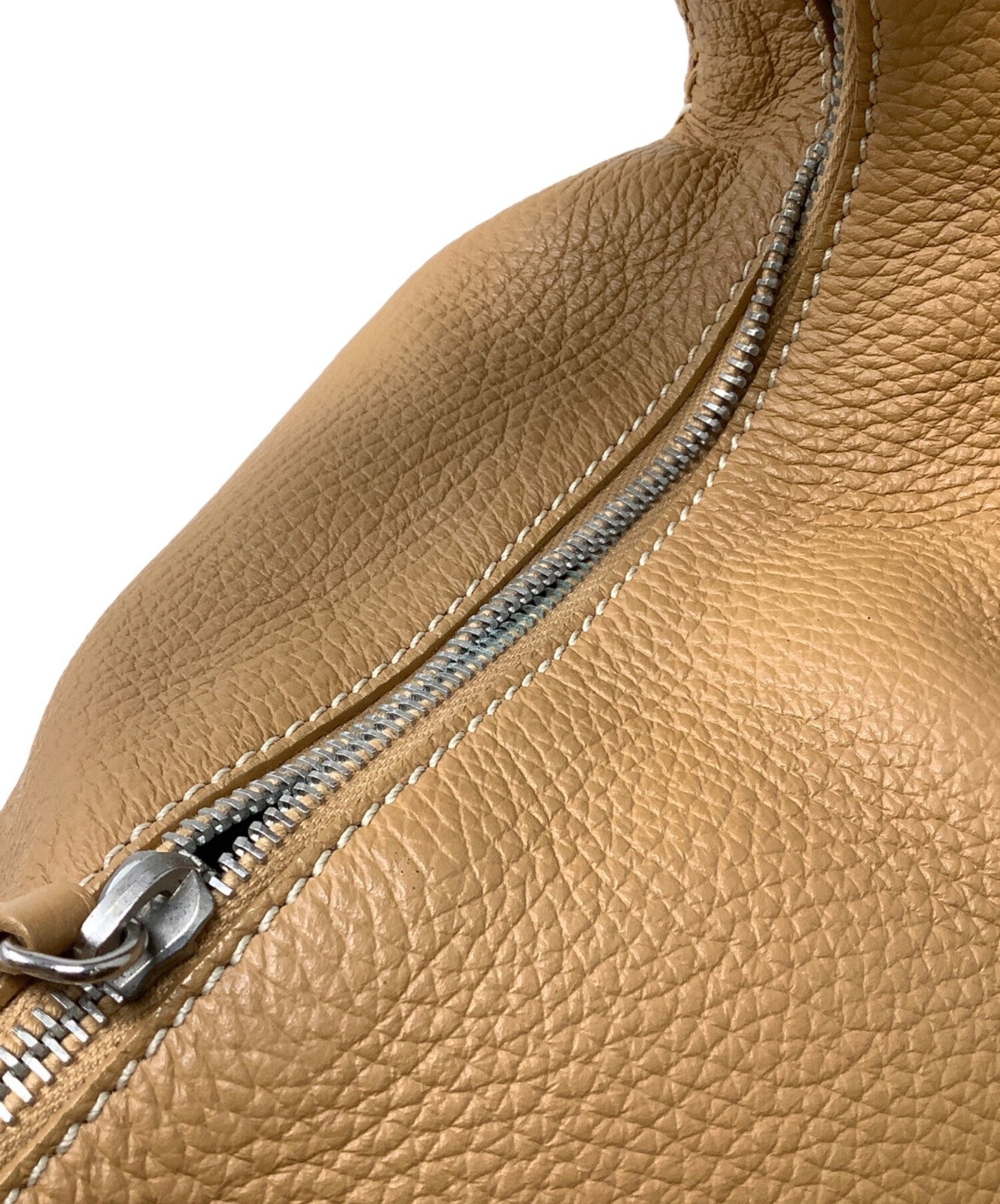 TOD'S Shoulder Bag Purse Beige Authentic