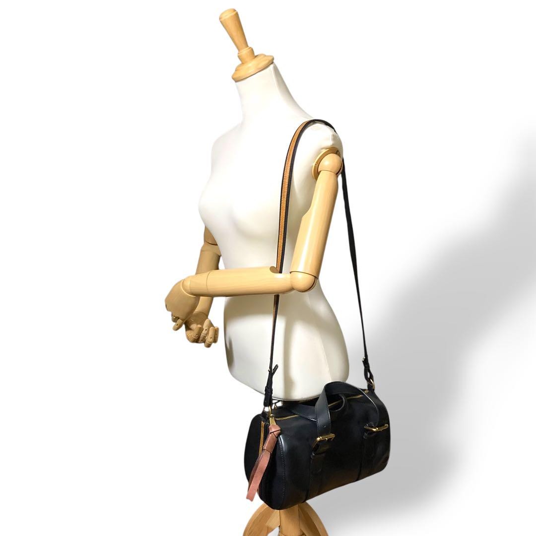 Chloe Shoulder Bag Purse Leather Black Authentic