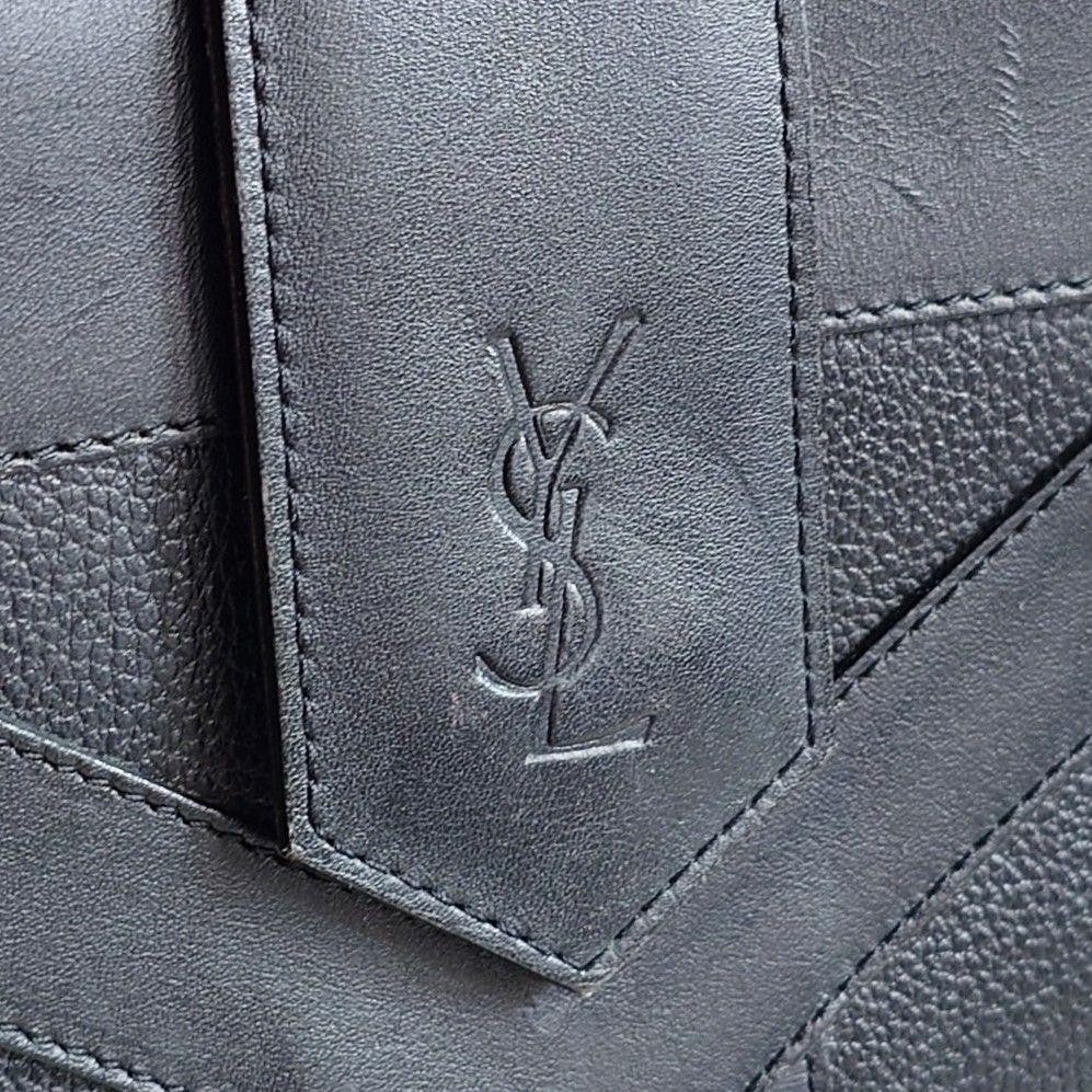 Saint Laurent Shoulder Bag Purse YSL Cassandra Leather Black Authentic