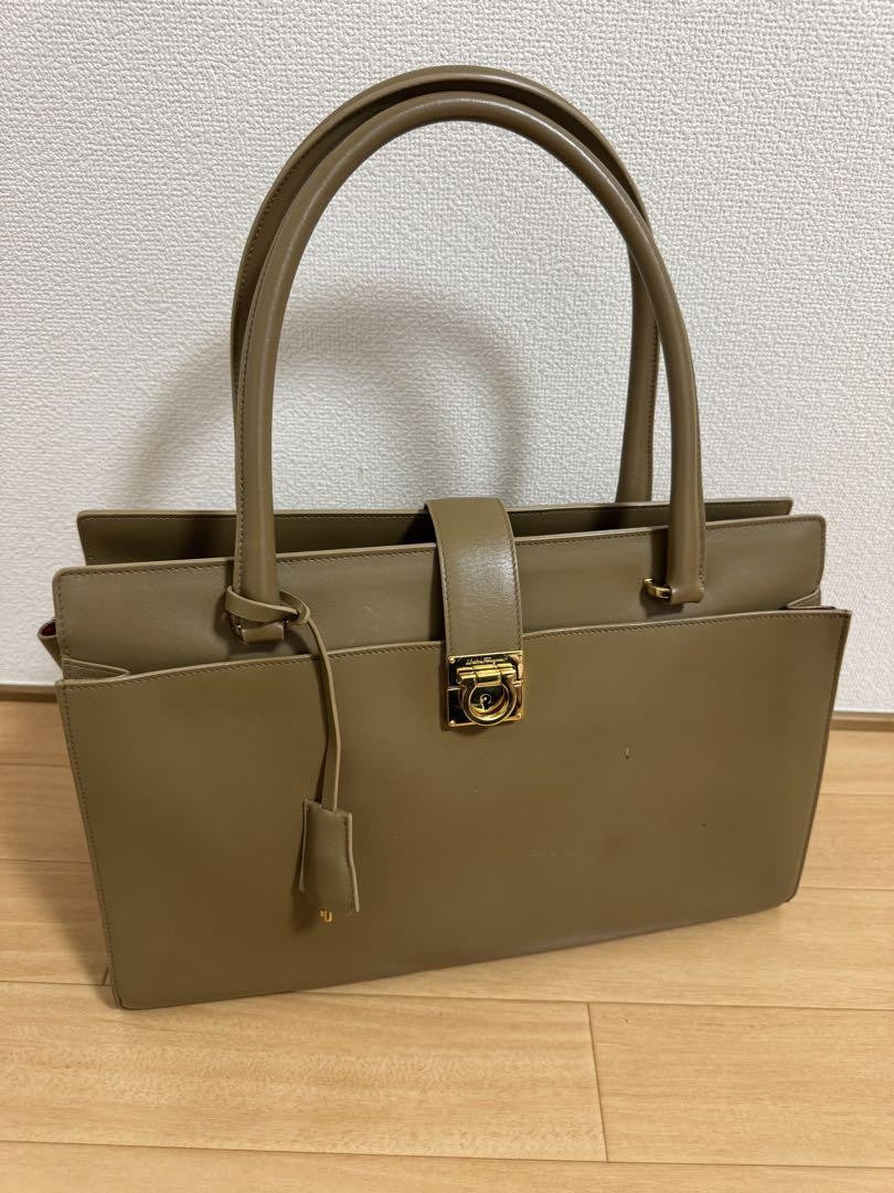 Salvatore Ferragamo Hand Bag Tote Purse Gancini Leather Beige Authentic