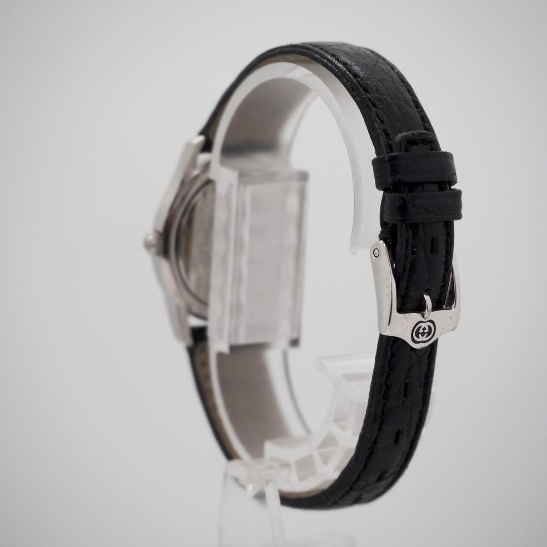 GUCCI 5500L Quartz Watch Wristwatch White Silver Women's Authentic