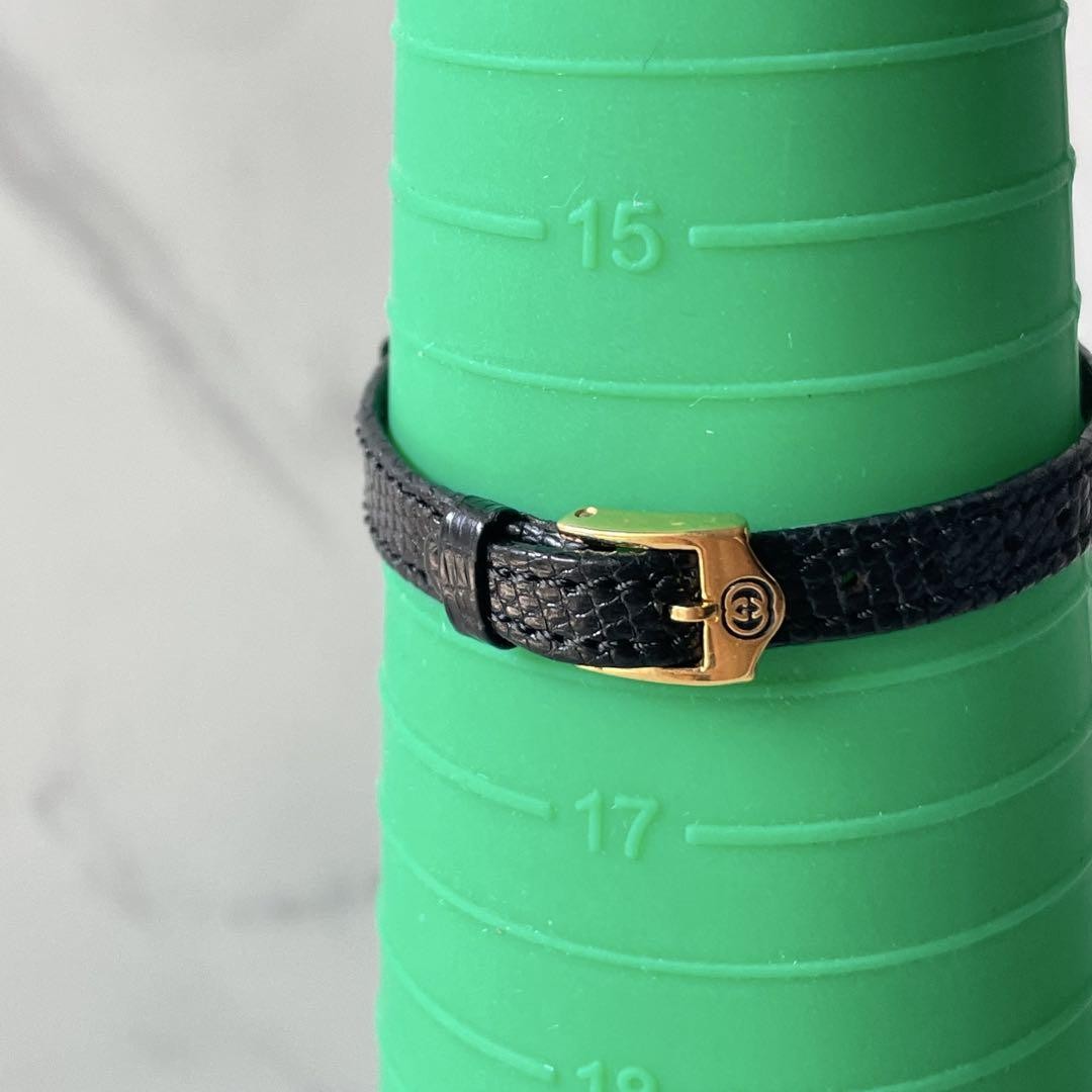 GUCCI Quartz Watch Wristwatch Gold Black Women's Authentic