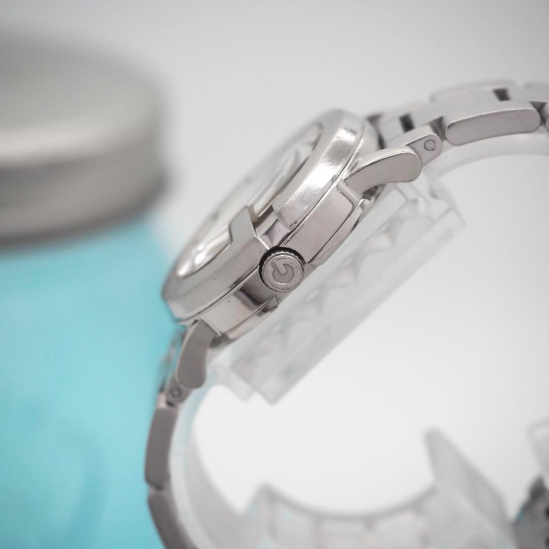 GUCCI 101L Quartz Watch Wristwatch White Silver Women's Authentic