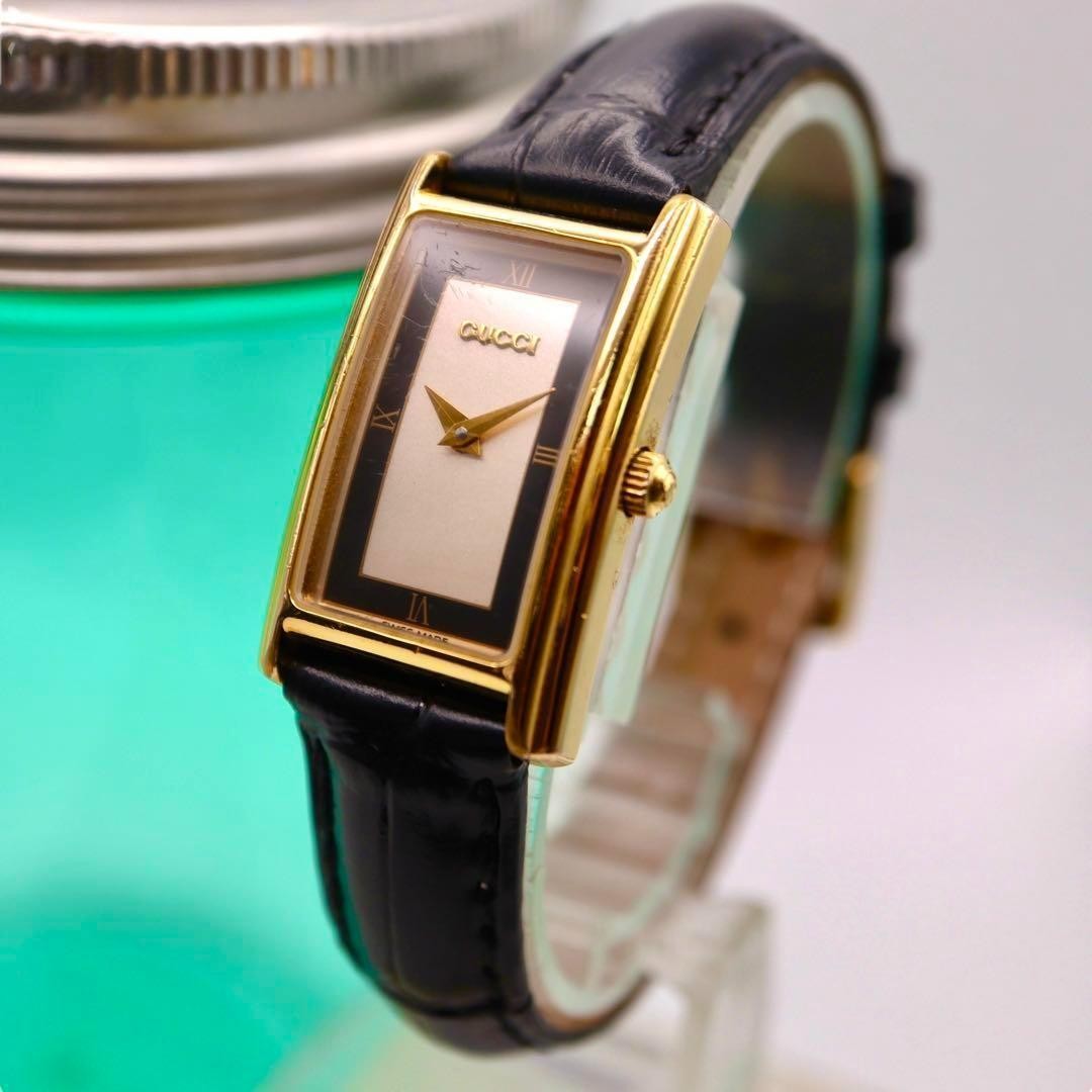 GUCCI Quartz Watch Wristwatch Gold Black Women's Authentic