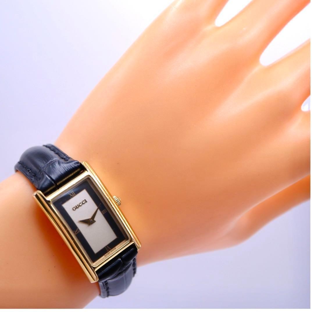 GUCCI Quartz Watch Wristwatch Gold Black Women's Authentic