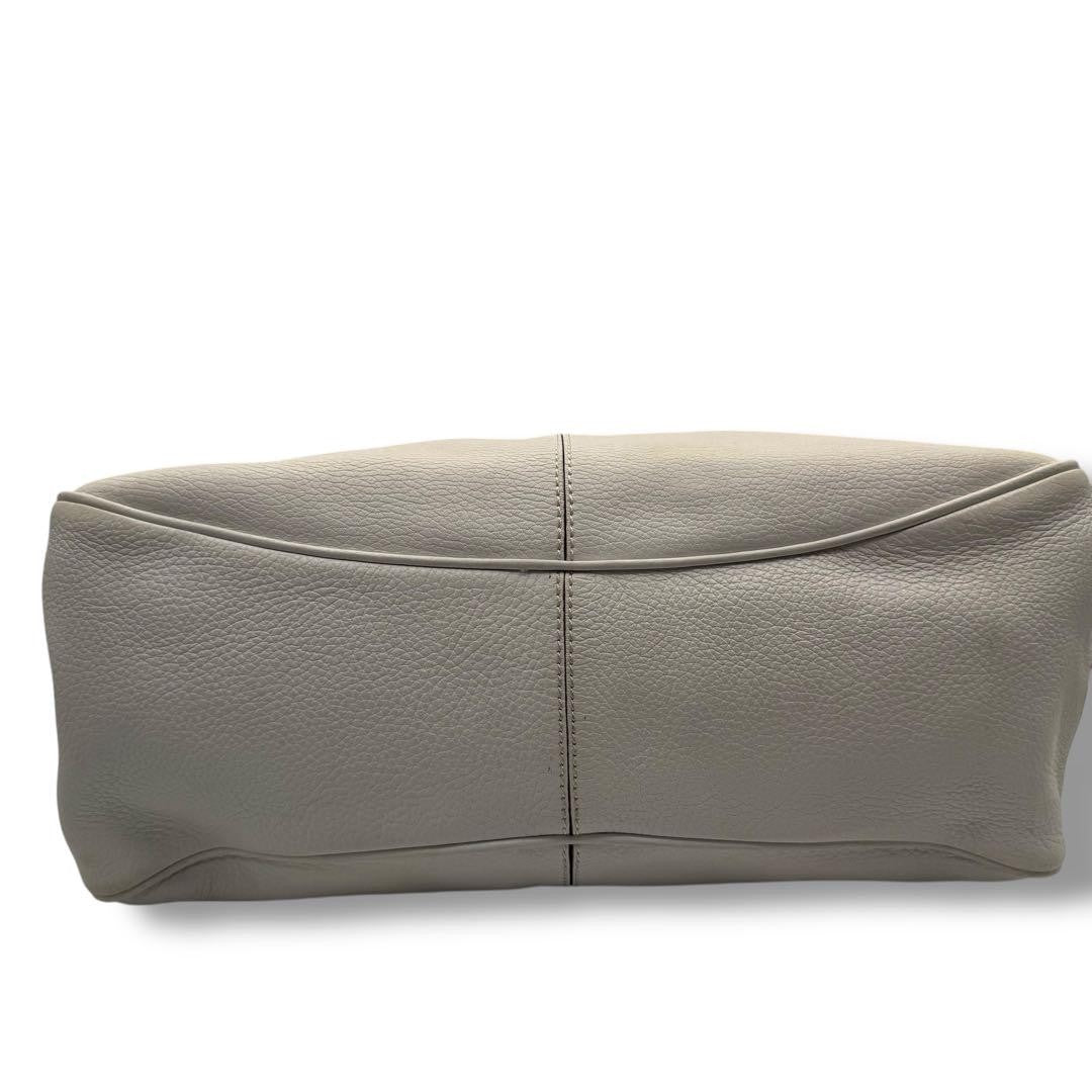 TOD'S Hand Bag Tote Purse Leather White Authentic