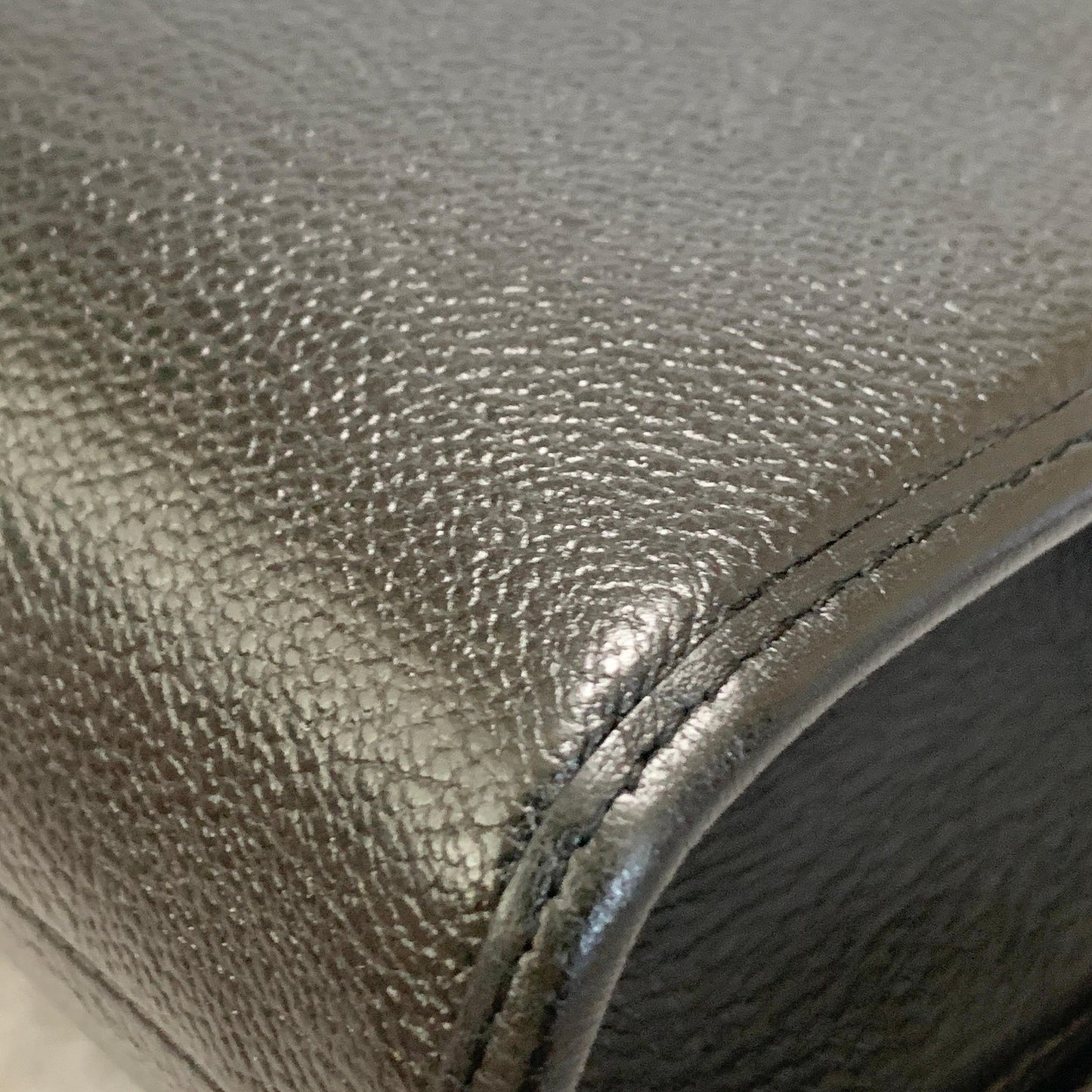 Saint Laurent Bag YSL Cassandra Clutch Purse Hand Leather Black Gold Authentic