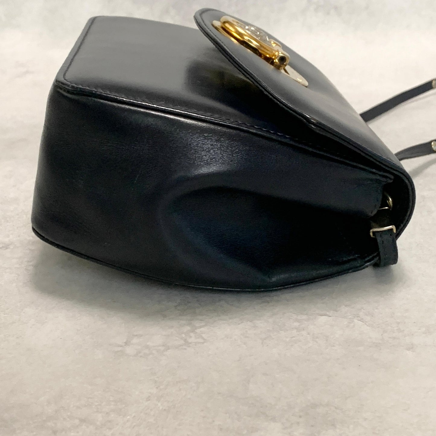 GIANNI VERSACE Medusa Shoulder Bag Purse Leather Dark Navy Women's Authentic