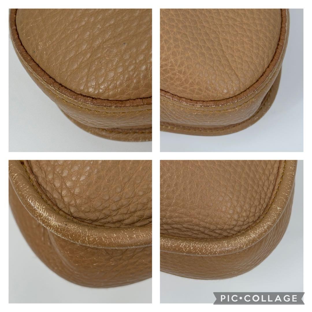 Salvatore Ferragamo Shoulder Bag Purse Gancini Leather Brown Beige Authentic