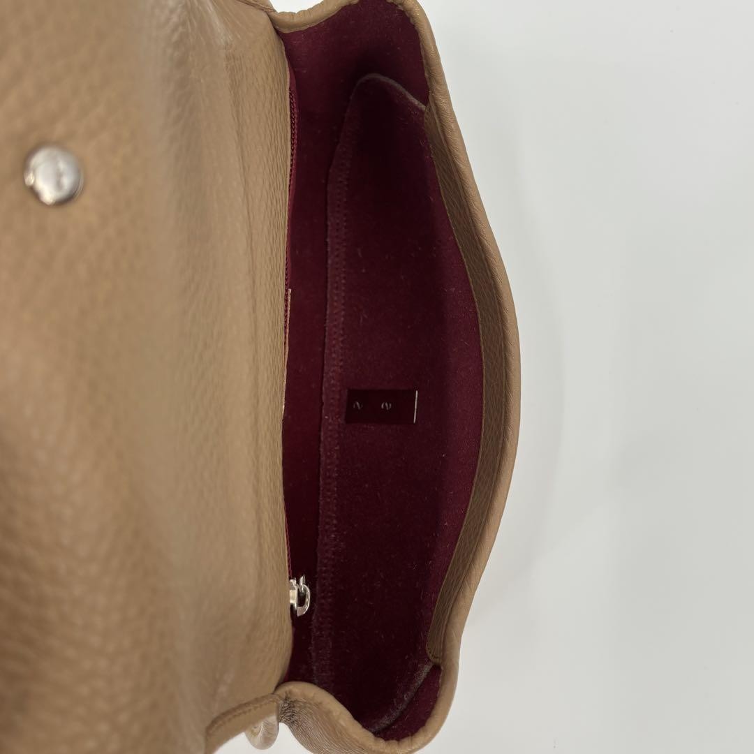 Salvatore Ferragamo Shoulder Bag Purse Gancini Leather Brown Beige Authentic