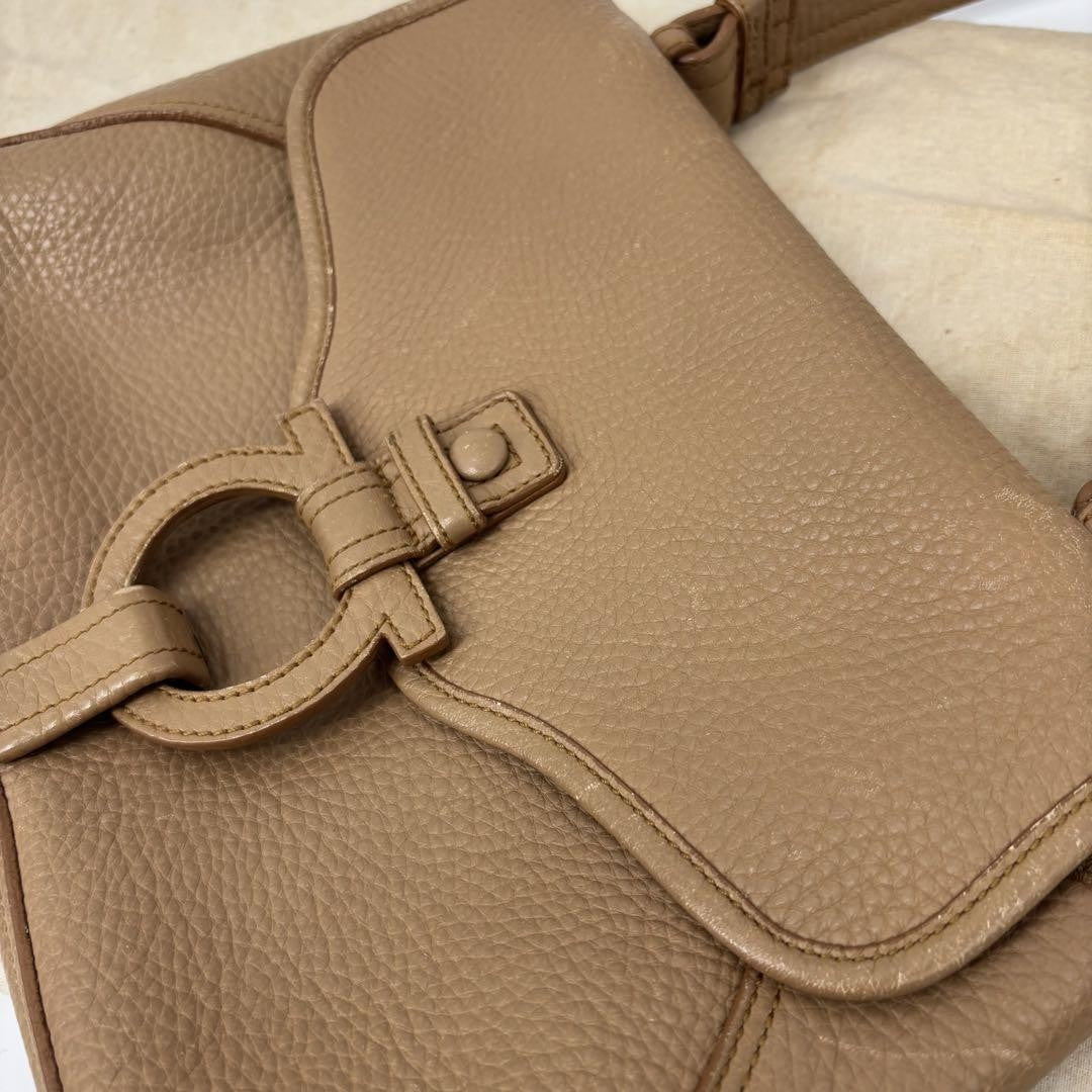 Salvatore Ferragamo Shoulder Bag Purse Gancini Leather Brown Beige Authentic