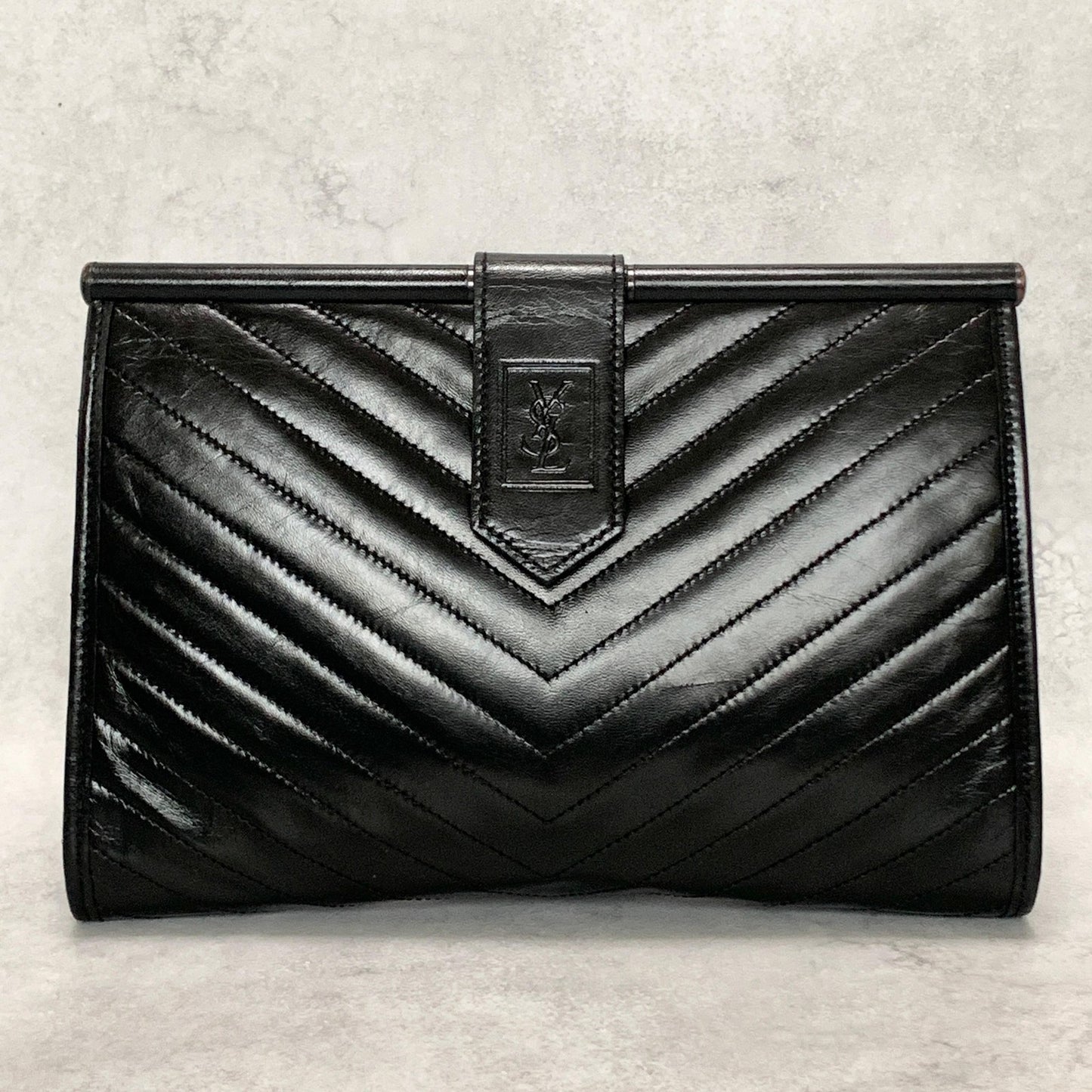 Saint Laurent YSL Logo Clutch Bag Cassandra Purse Handbag Leather Black Auth