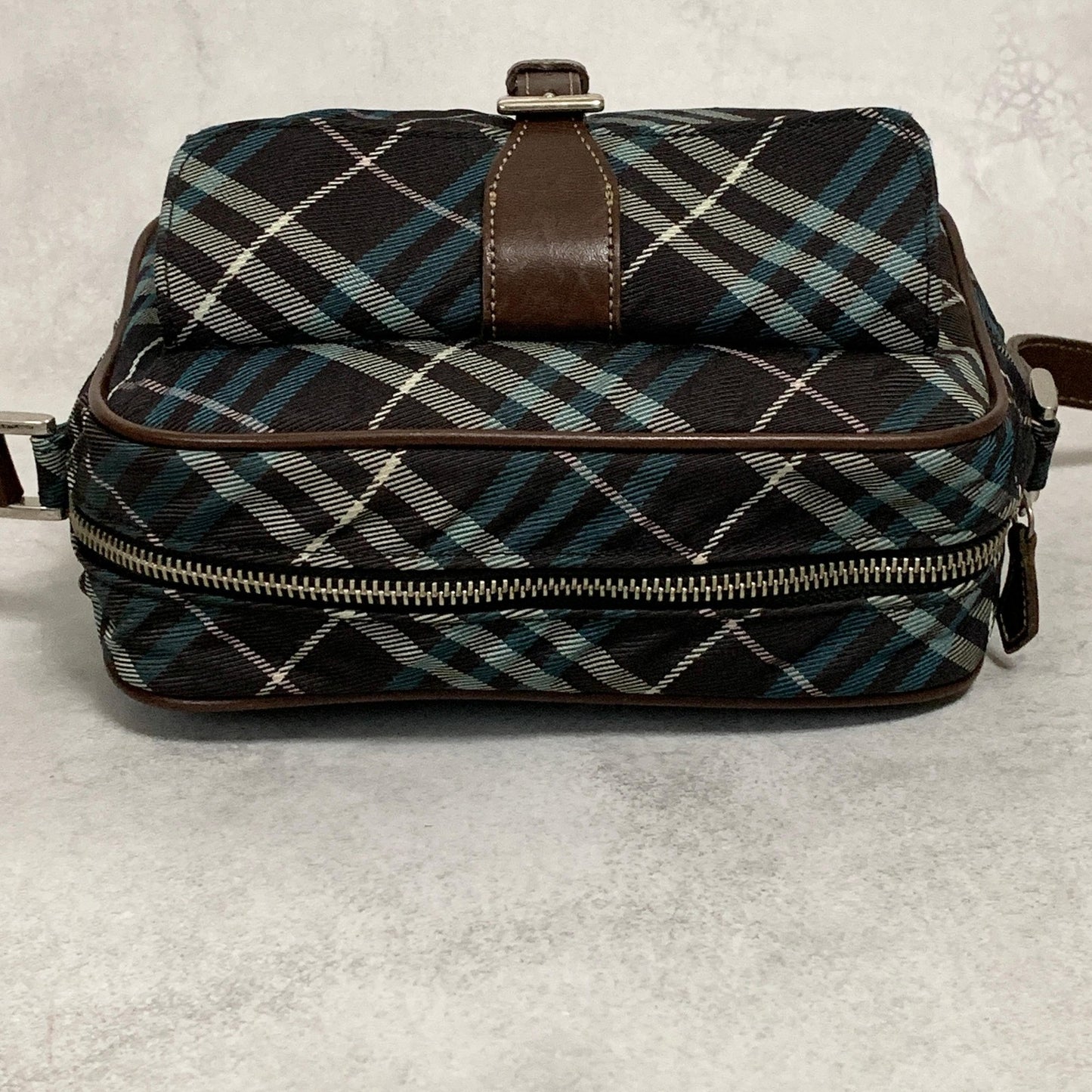 BURBERRY BLUE LABEL Shoulder Bag Nova Check Purse Canvas Brown Crossbody Auth