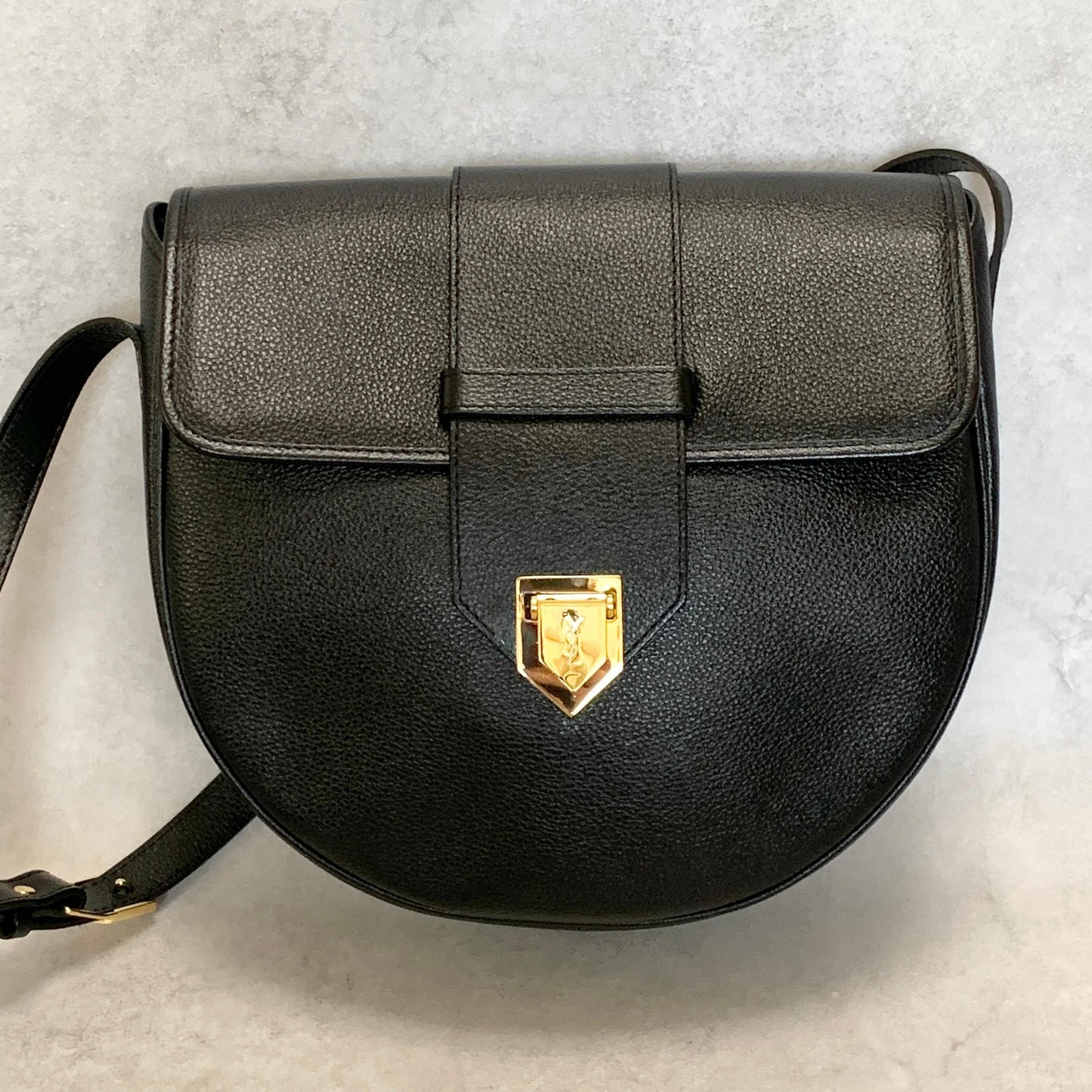 Saint Laurent Bag Cassandra YSL Shoulder Purse Leather Black Gold Used Authentic