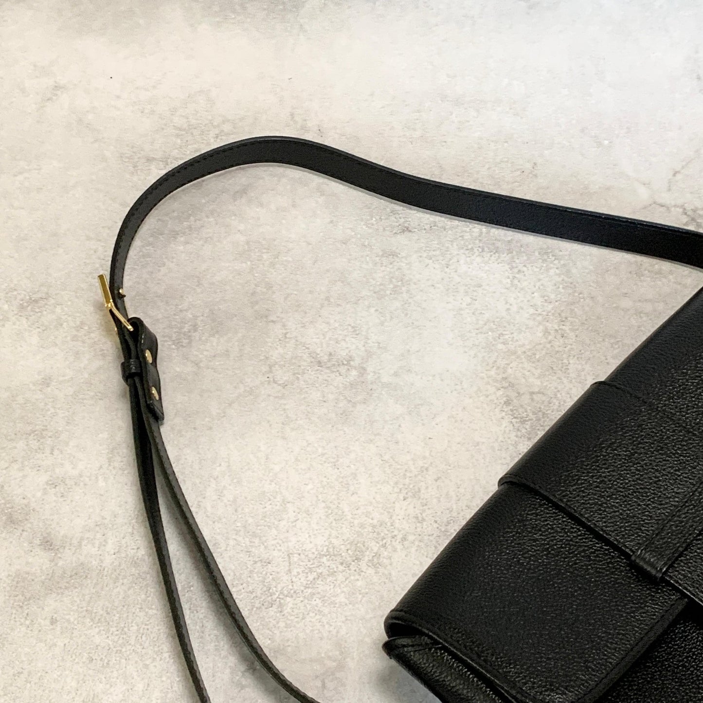 Saint Laurent Bag Cassandra YSL Shoulder Purse Leather Black Gold Used Authentic