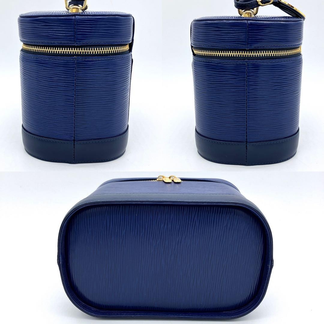 Valentino Garavani Vanity Bag Hand Bag Tote Purse Leather Navy Authentic