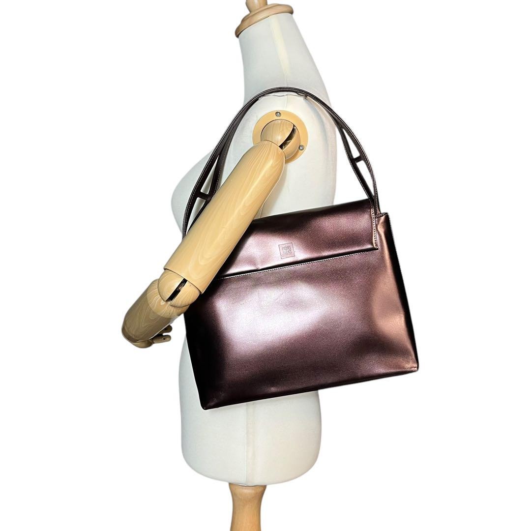GIVENCHY Handbag Purse shoulder bag 4G logo leather wine red Unisex Authentic