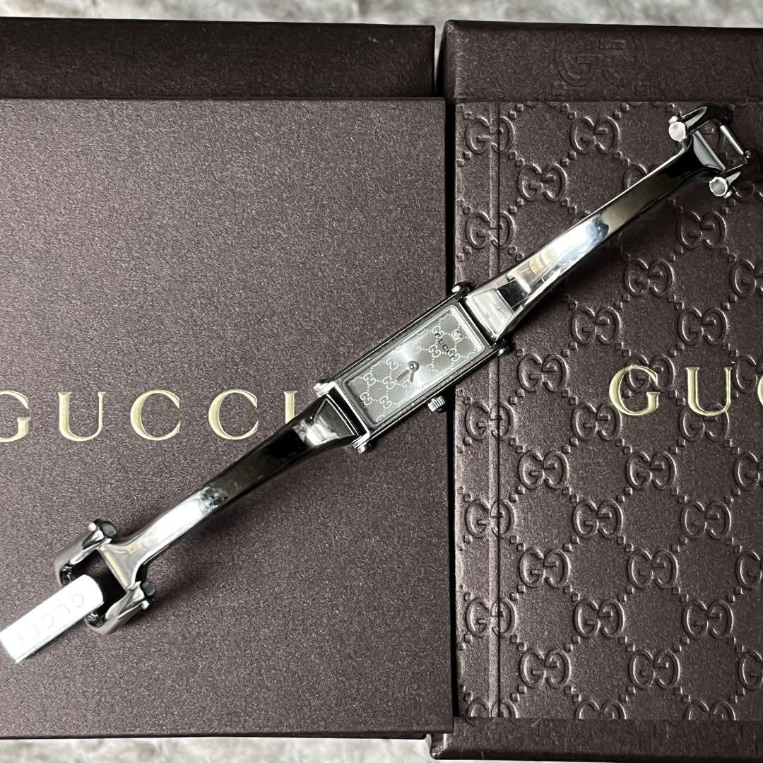 GUCCI 1500L Quartz Watch Wristwatch GG Silver Women's Authentic