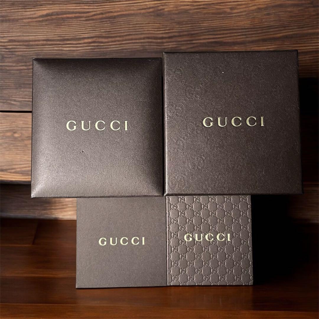 GUCCI 1500L Quartz Watch Wristwatch GG Silver Women's Authentic