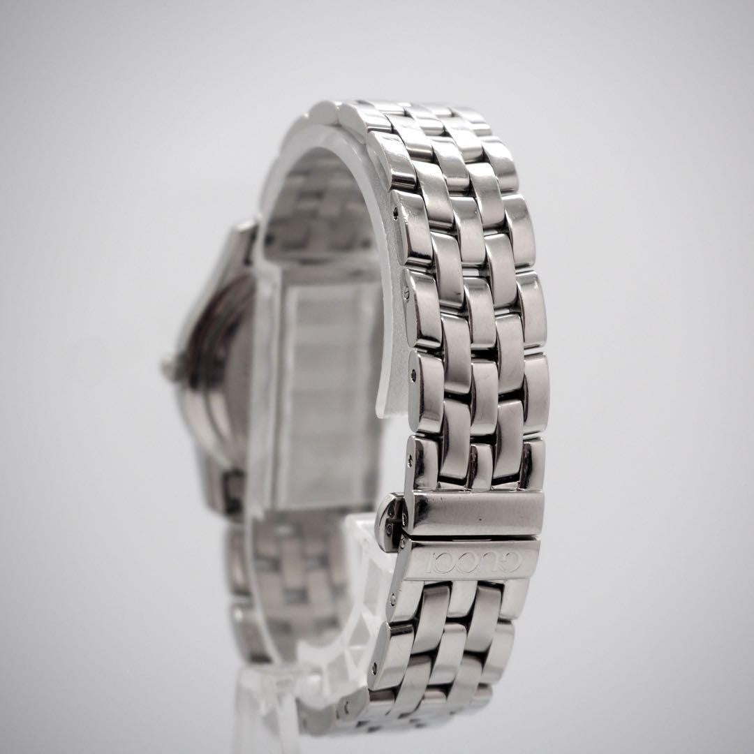 GUCCI 5500L Quartz Watch Wristwatch White Silver Women's Authentic