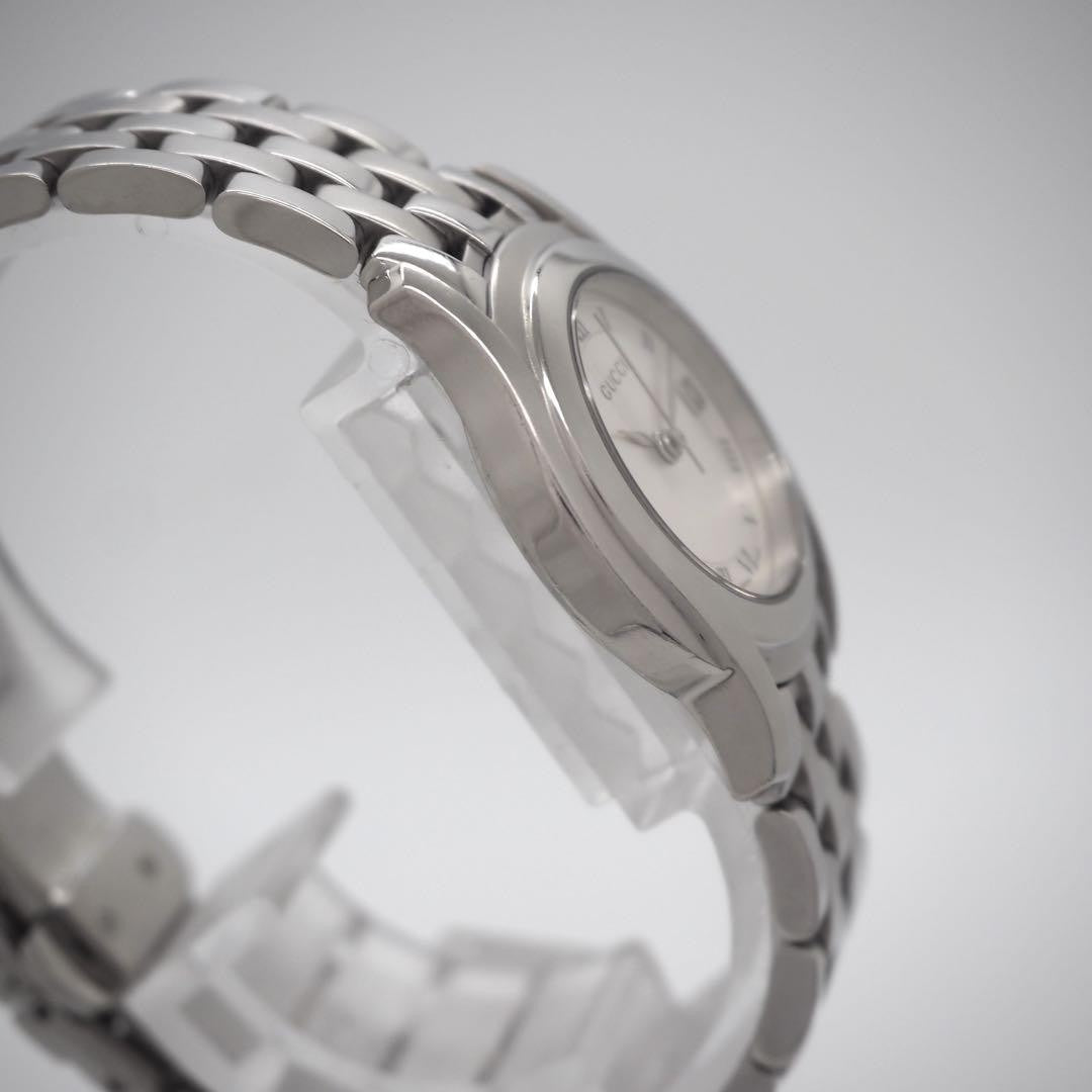 GUCCI 5500L Quartz Watch Wristwatch White Silver Women's Authentic