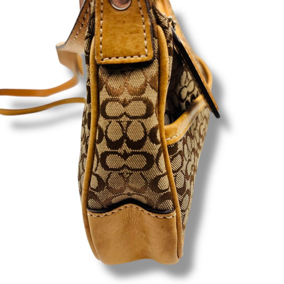 COACH Shoulder Bag Purse Signature Canvas Leather Beige Camel Authentic