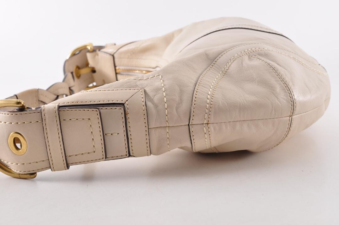 COACH Shoulder Bag Purse White Authentic