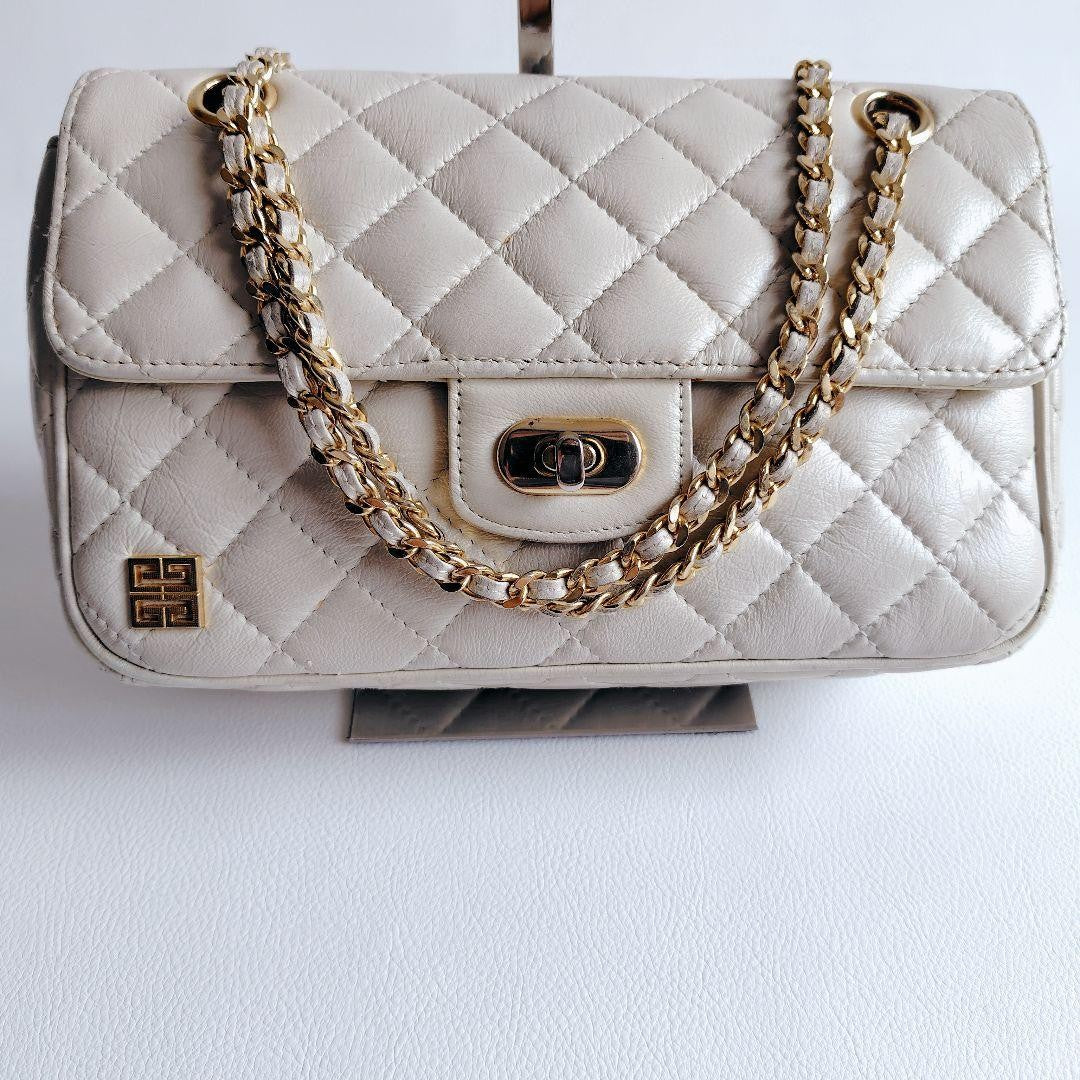 GIVENCHY Shoulder Bag Purse Chain 4G Leather Authentic