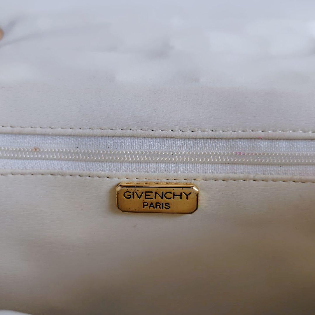 GIVENCHY Shoulder Bag Purse Chain 4G Leather Authentic