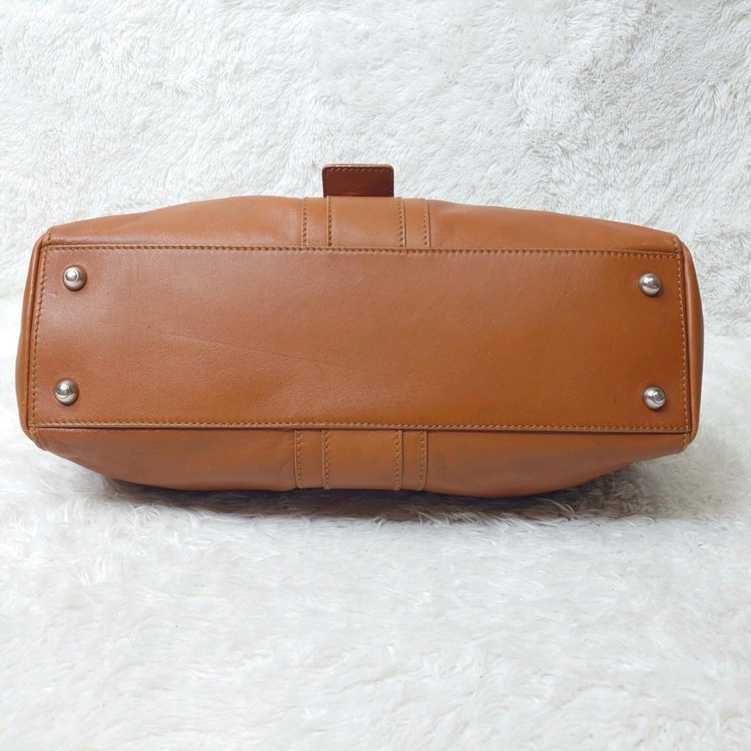 TOD'S Hand Bag Tote Purse Leather Light Brown Camel Authentic