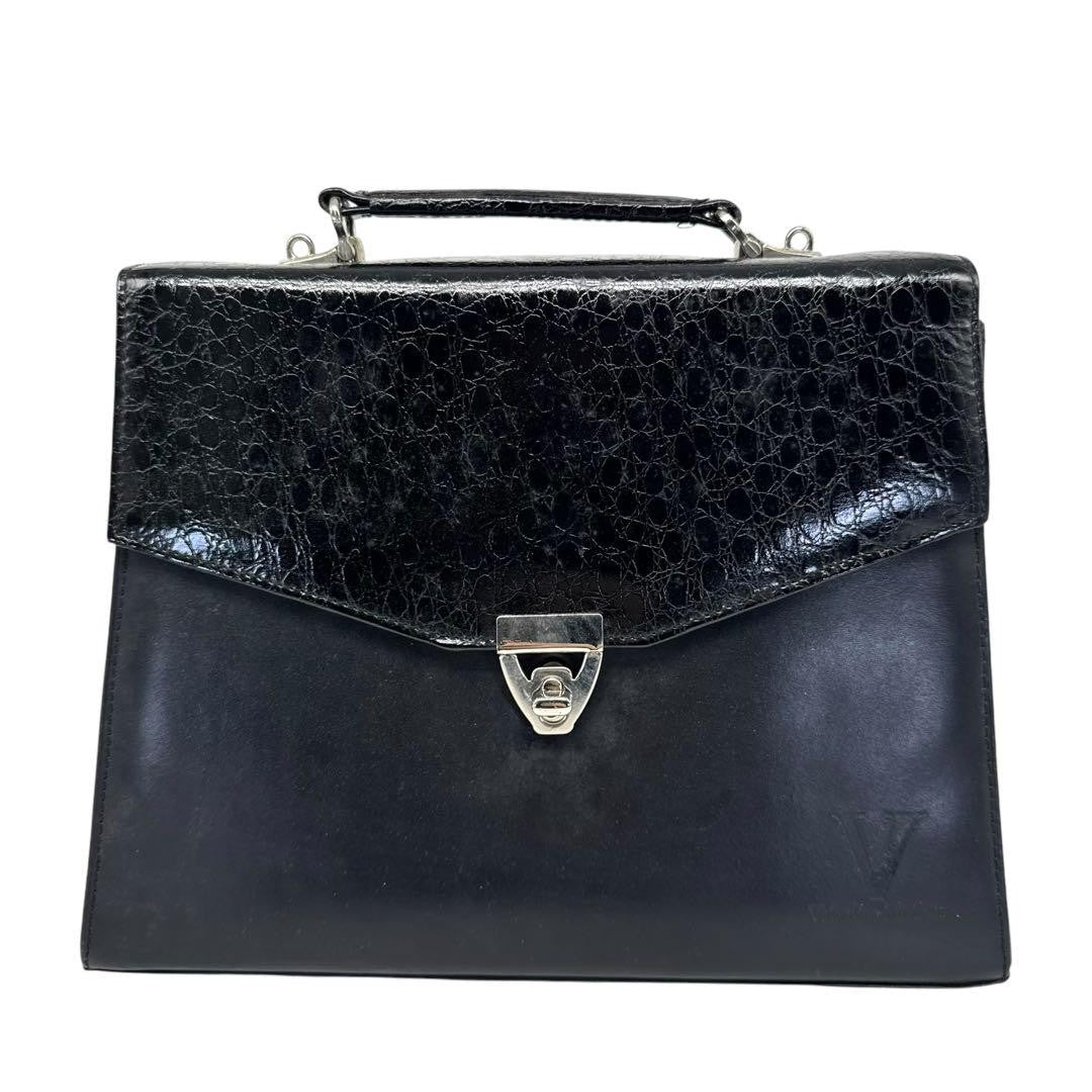 Valentino Garavani Shoulder HandBag Purse Tote Bag Leather Black Authentic