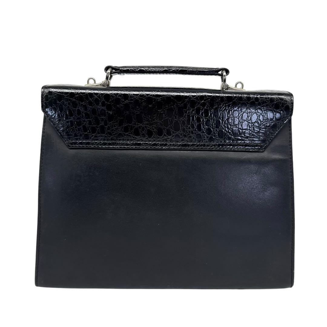 Valentino Garavani Shoulder HandBag Purse Tote Bag Leather Black Authentic