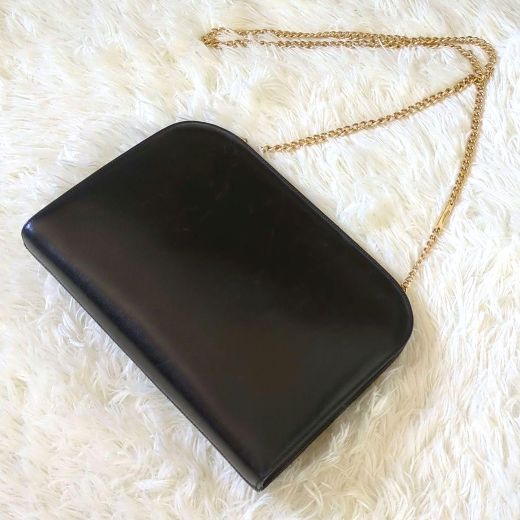 Salvatore Ferragamo shoulder bag Purse Gancini Black Gold chain Leather Used