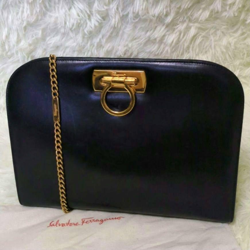 Salvatore Ferragamo shoulder bag Purse Gancini Black Gold chain Leather Used