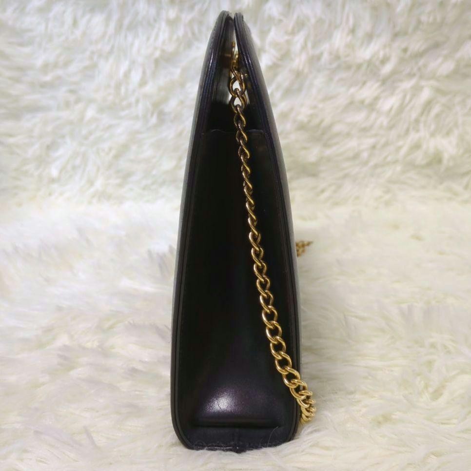 Salvatore Ferragamo shoulder bag Purse Gancini Black Gold chain Leather Used