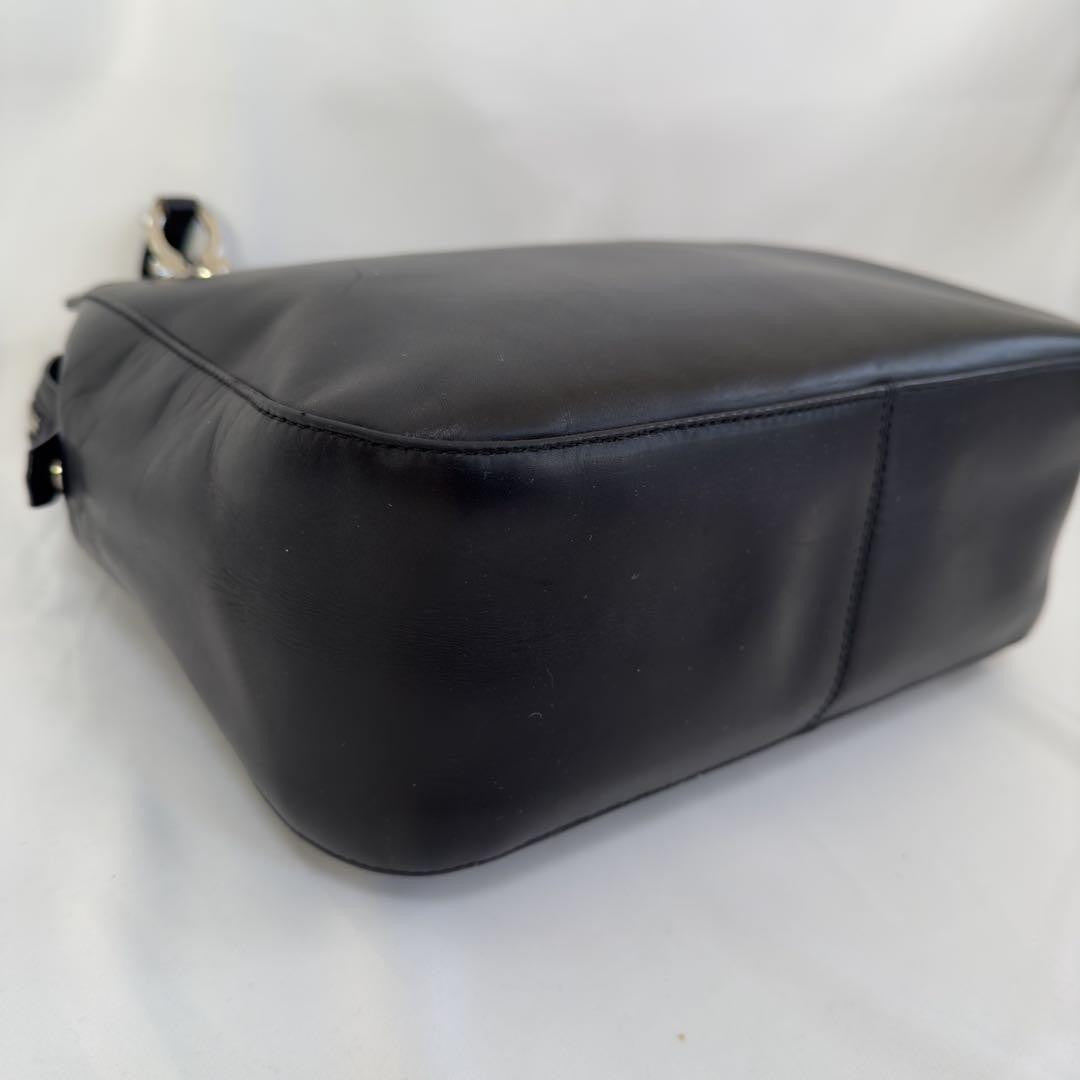 Salvatore Ferragamo Hand Bag Tote Purse Gancini Leather Authentic