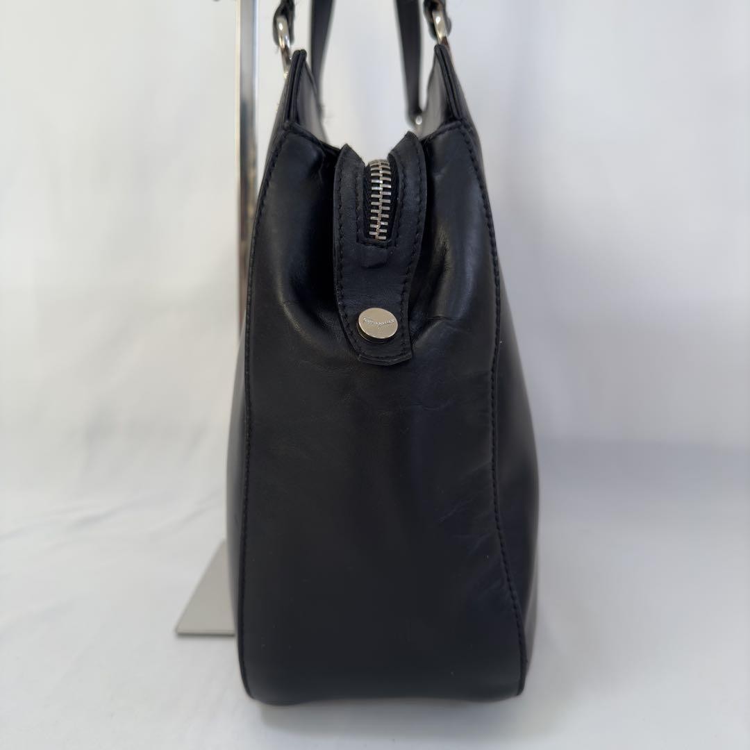 Salvatore Ferragamo Hand Bag Tote Purse Gancini Leather Authentic