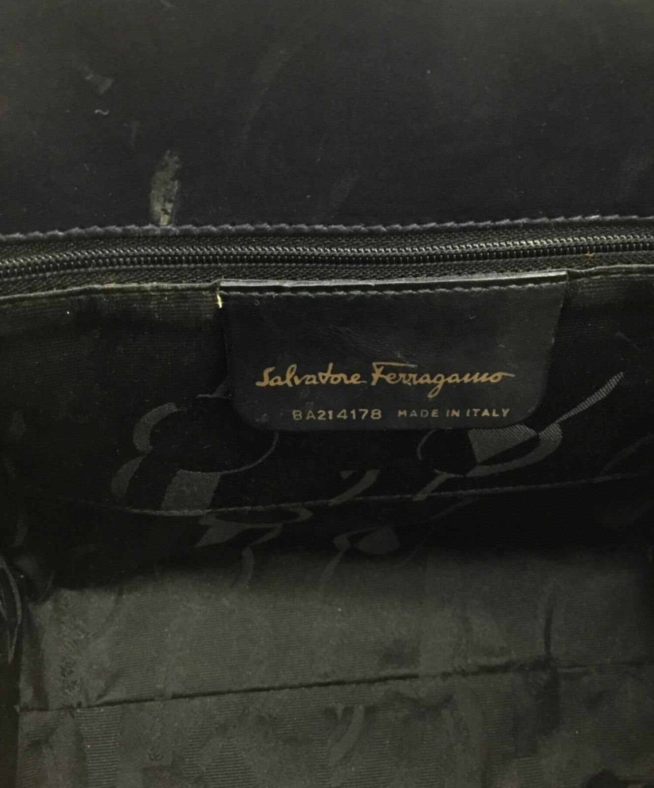 Salvatore Ferragamo Shoulder Bag Purse Vara Navy Authentic