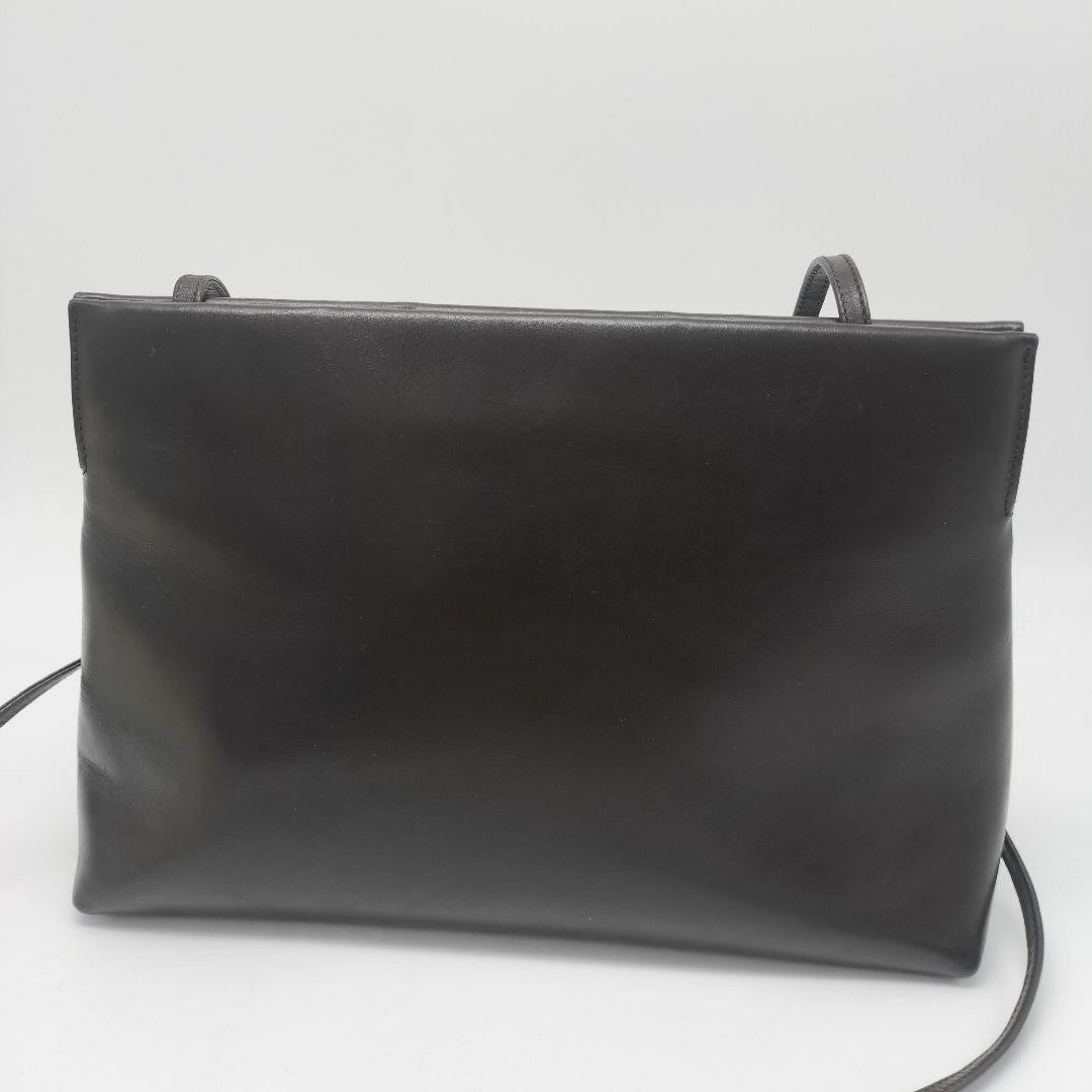 Salvatore Ferragamo Shoulder Bag Purse Vara Leather Dark Brown Authentic